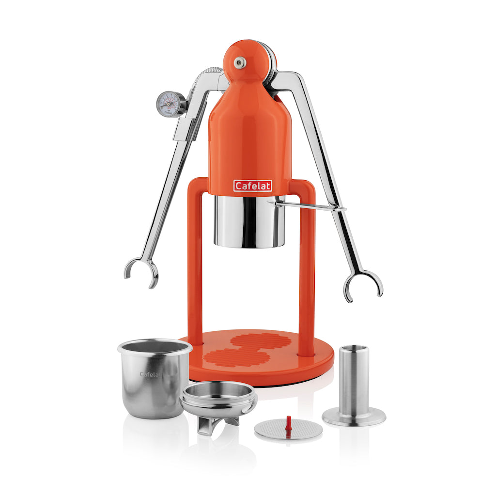 cafelat-robot-barista angle