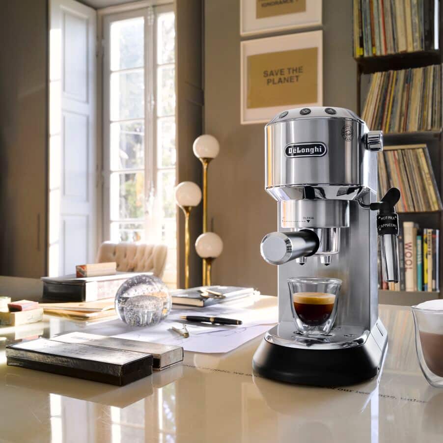 delonghi-dedica-ec685 angle